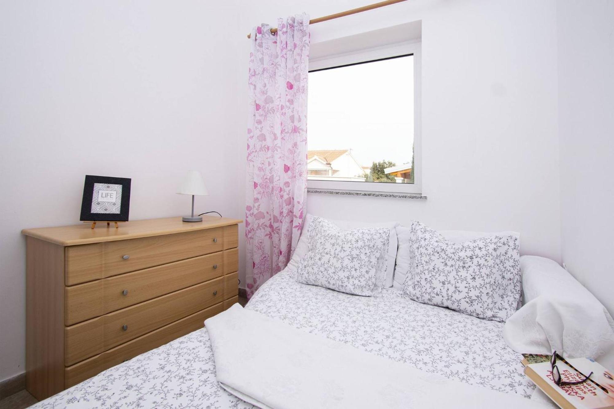 Apartment Meri Razanj With Sea View Esterno foto